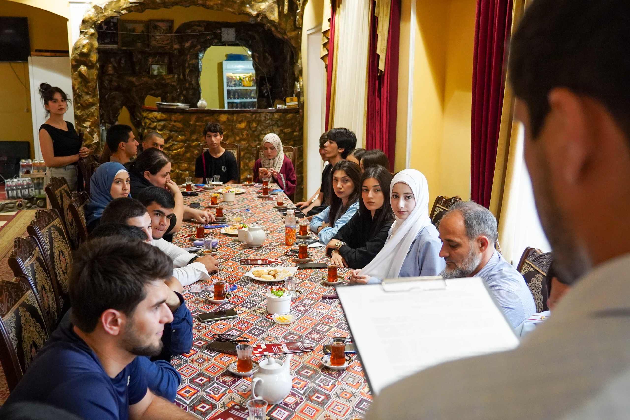 В Дербенте прошёл круглый стол «Твой выбор» по профилактике вовлечения подростков в деструктивную деятельность